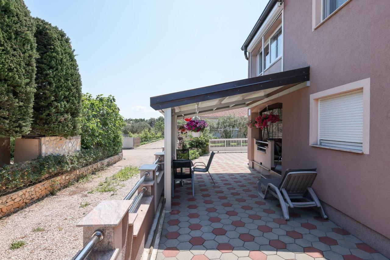 Two Bedroom Apartment Sunset Vir Exterior photo